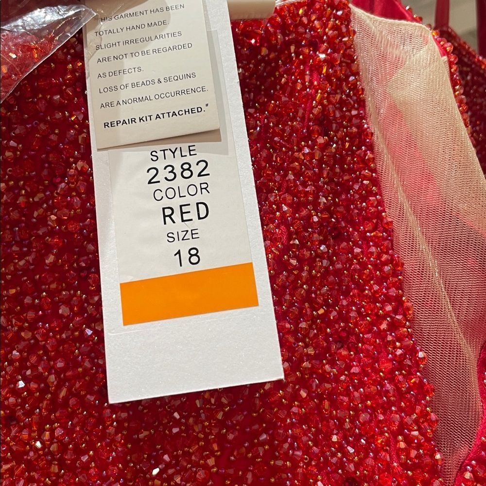 NEW Beaded Red Prom Dress Size 18 - Picture 9 of 9